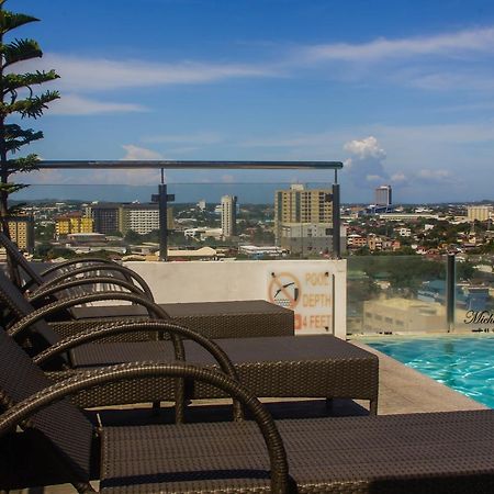 Apartamento Mabolo Garden Flat A7 Near Ayala Mall Cebú Exterior foto