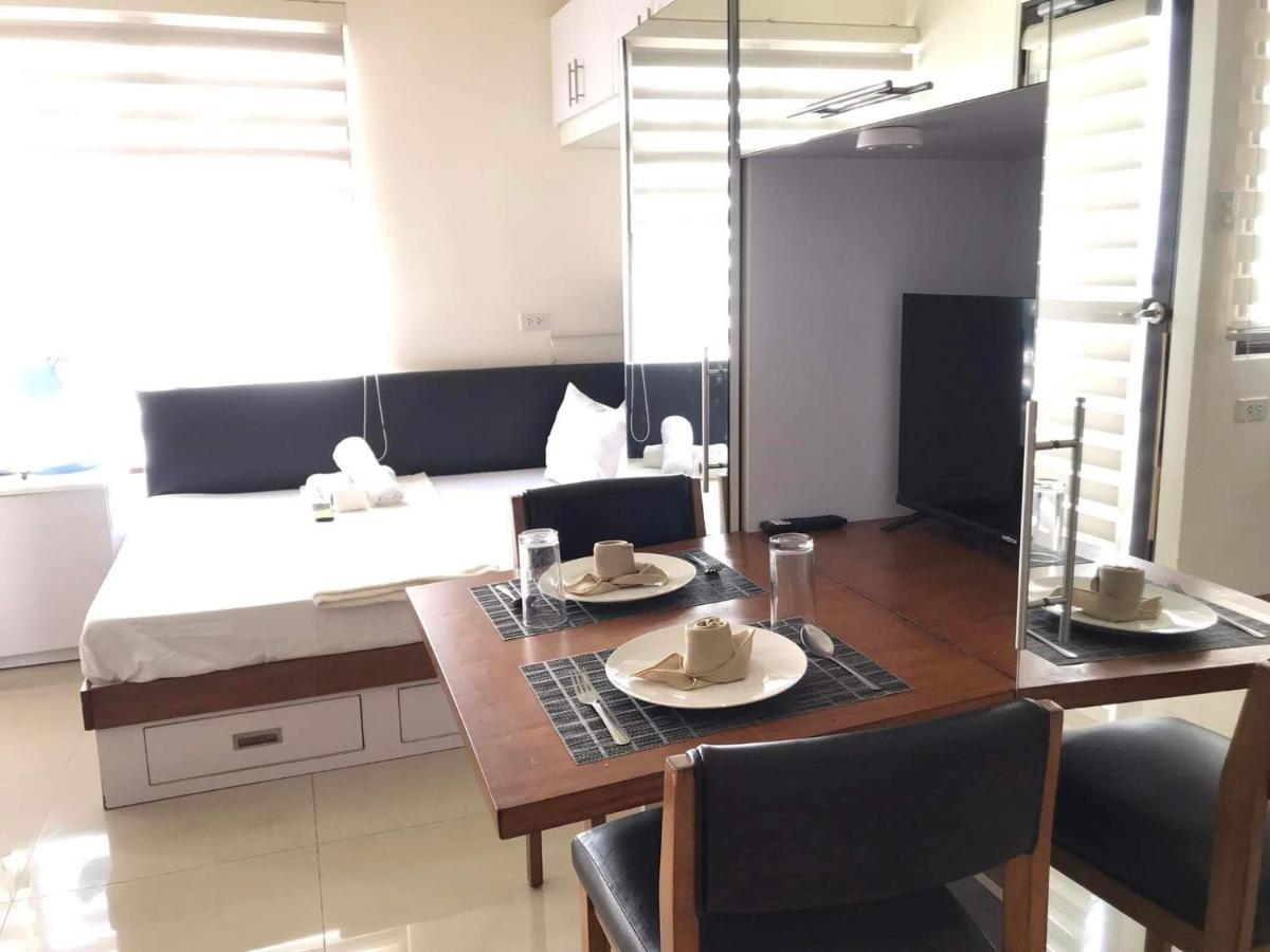 Apartamento Mabolo Garden Flat A7 Near Ayala Mall Cebú Exterior foto